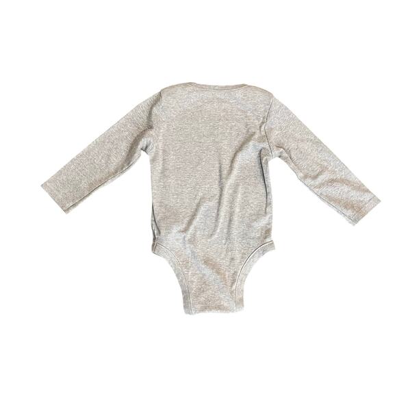 Old Navy Babycore Gray Long Sleeve Bodysuit 12-18 months "Best Day Ever"‎ Casual - Picture 4 of 5